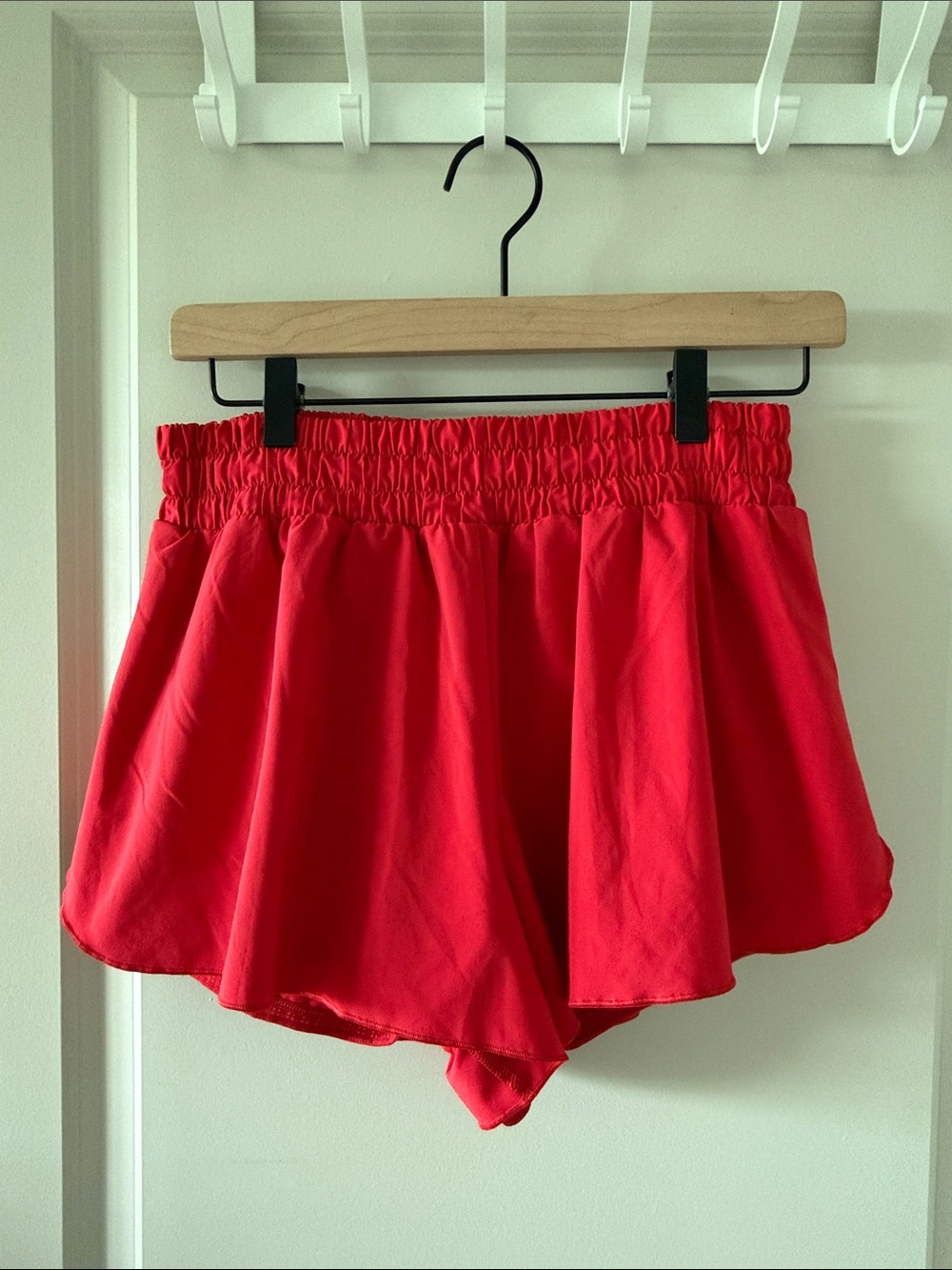 CRZ YOGA Red Elastic-Waist Flare Athletic Shorts